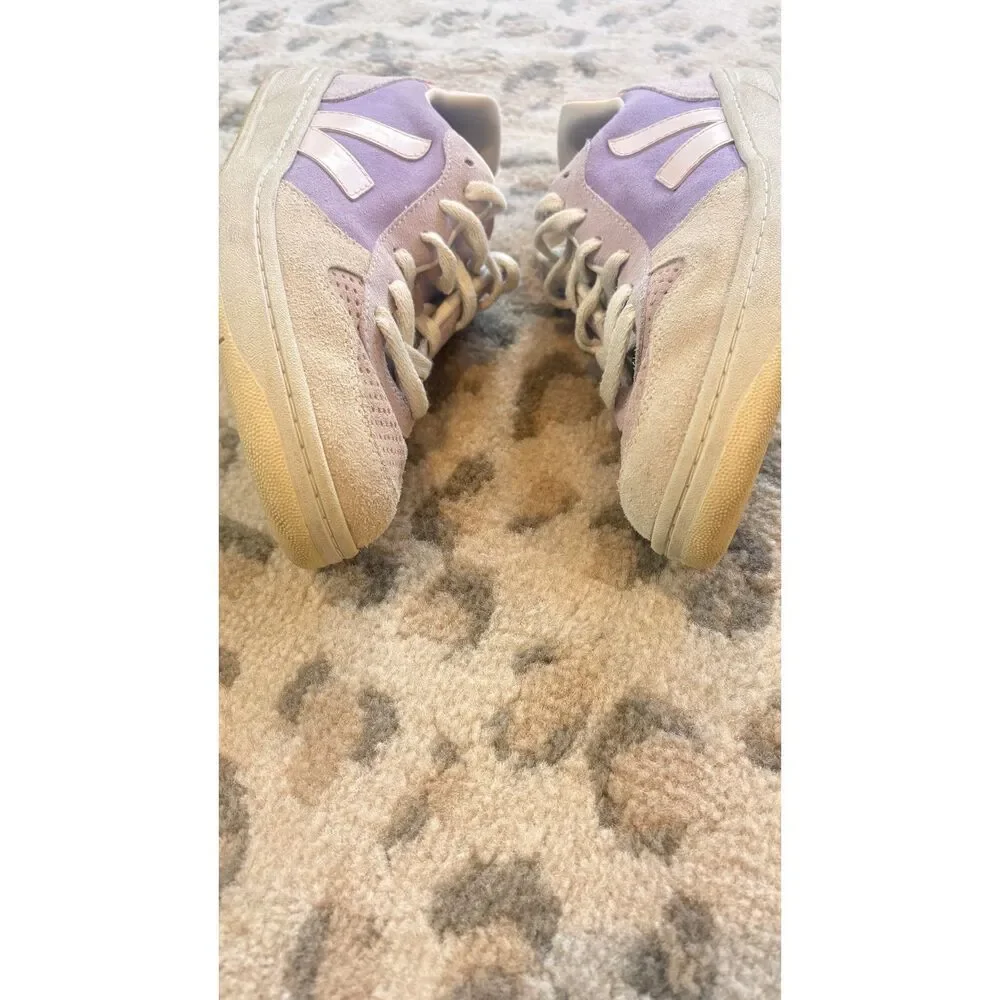 Veja 10 suede